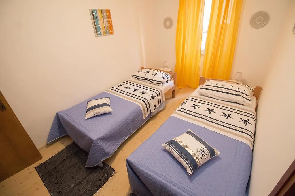 Apartment Piazza Antica Rovinj