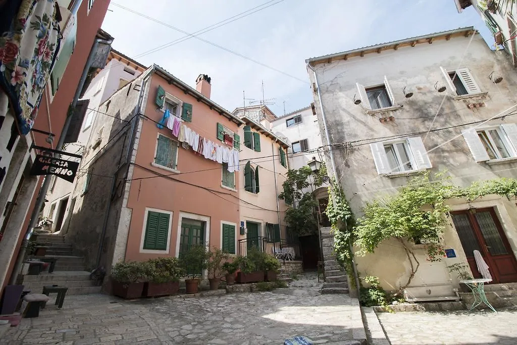 Apartment Piazza Antica Rovinj Croatia