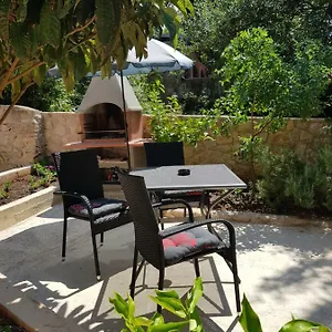 apartment-zdenka-veli-losinj.primorje-gorskikotar.com/
